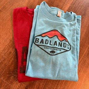 Badlands South Dakota Graphic Tee - Blue and Red
